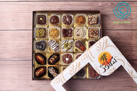 Omani Dates with Different Flavors - 25Pcs - MarkeetEx